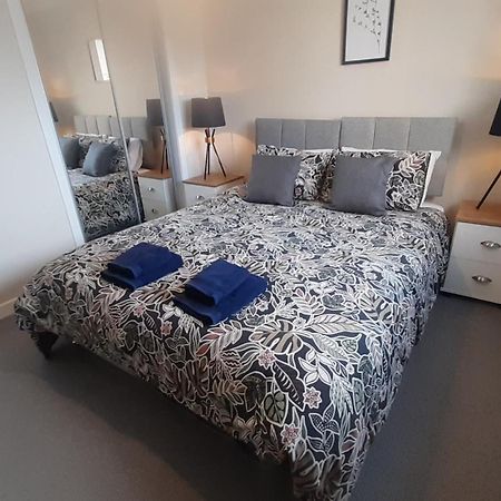 רוסית Carvetii - Clark House - Spacious Ground Floor Flat מראה חיצוני תמונה