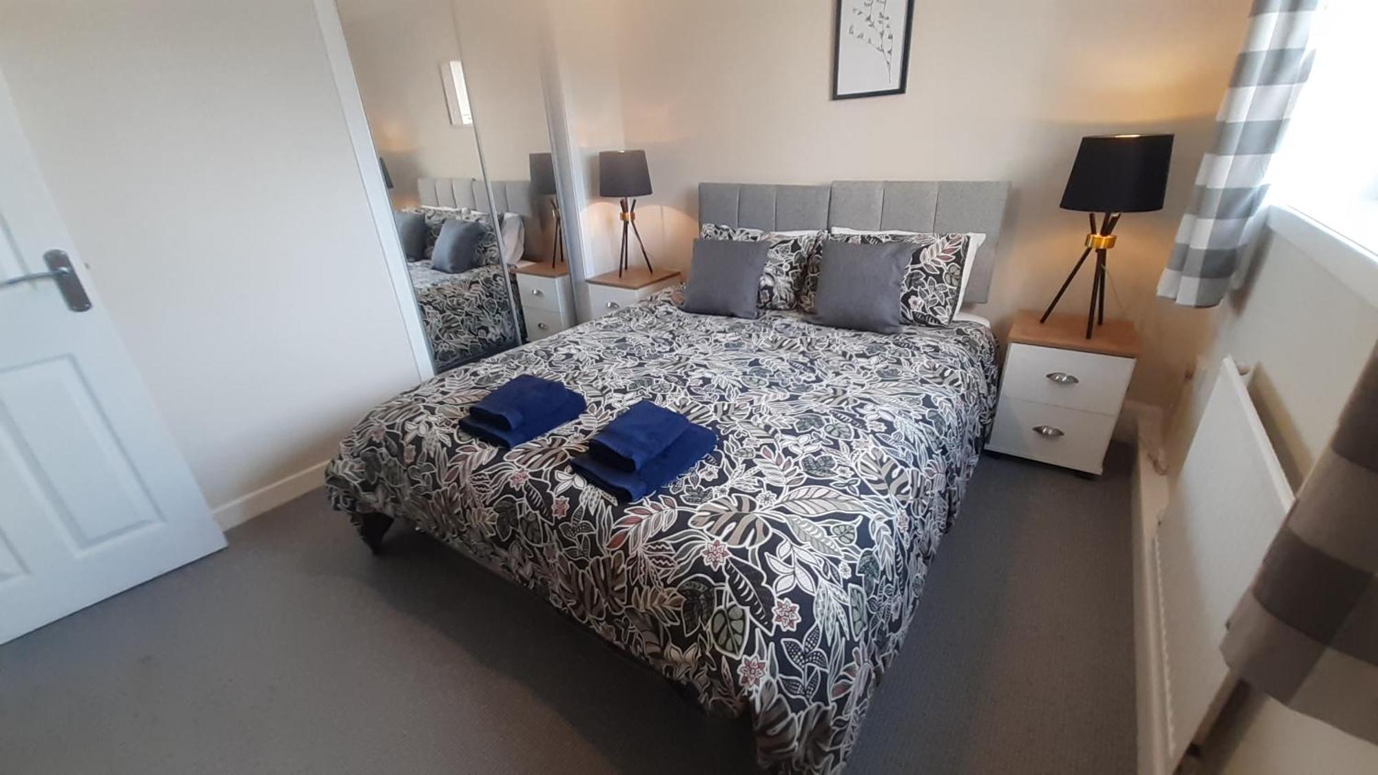 רוסית Carvetii - Clark House - Spacious Ground Floor Flat מראה חיצוני תמונה